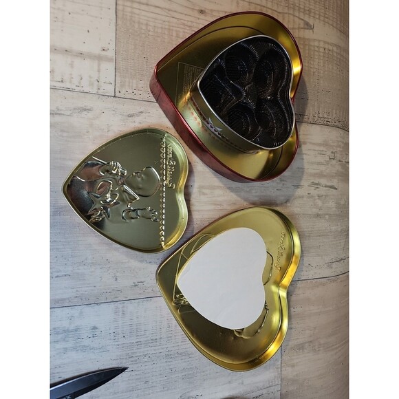 Russell Stover Elvis Presley Heart Shape Tins 7” & 5” Set of 2 Vintage Collect - Picture 5 of 6